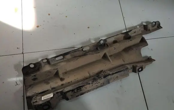 Renault Espace - Grand espace IV Engine splash shield/under tray