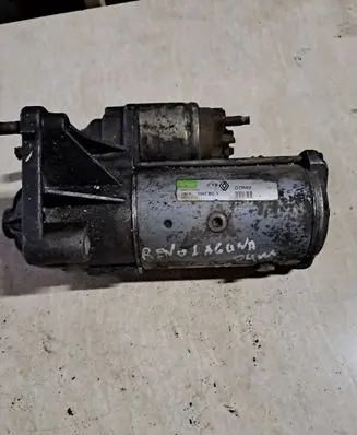 Renault Laguna II Starter motor D7R49