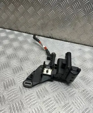 BMW 3 F30 F35 F31 Current control relay 9296152 26052014 19323000001