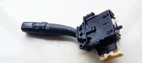 Toyota Avensis T250 Indicator stalk 173650B 84140-05110