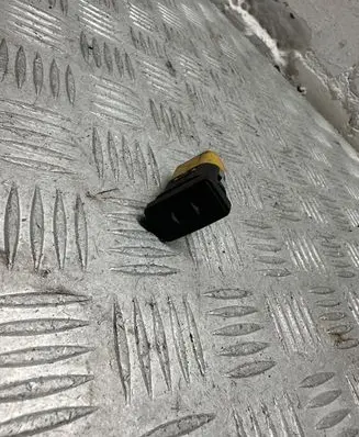 Ford Focus Electric window control switch 03168420 6M2T14529DA 72274
