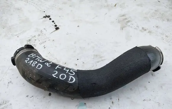 Intercooler hose/pipe