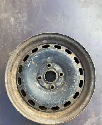 Audi 80 90 S2 B4 R15 steel rim 8A0001025G