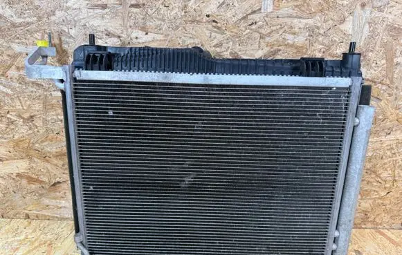Ford Fiesta Radiator set H1Bg8C607DE H1BH19710AB