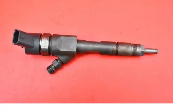 Renault Megane III Fuel injector 0445110328