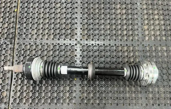 Maserati MC20 Rear driveshaft 06702193930 S000961 10491678