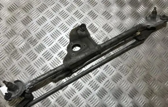 Chrysler PT Cruiser Front wiper linkage and motor