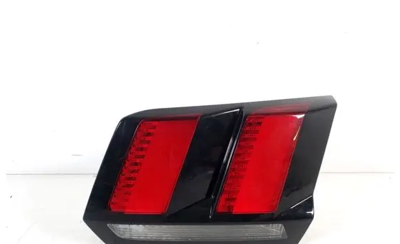 Peugeot 3008 II Tailgate rear/tail lights 9810477780
