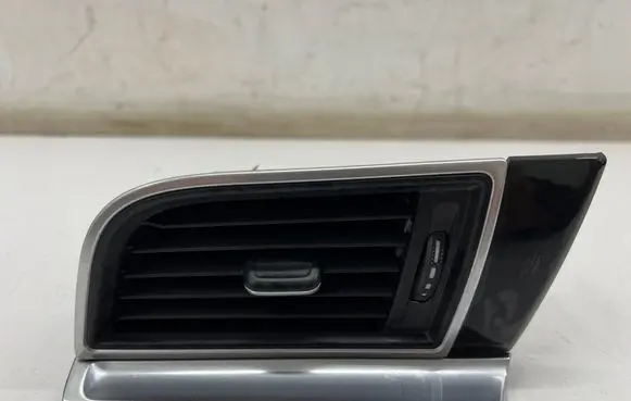 Porsche Macan (95B) Dashboard side air vent grill/cover trim 95B819702D