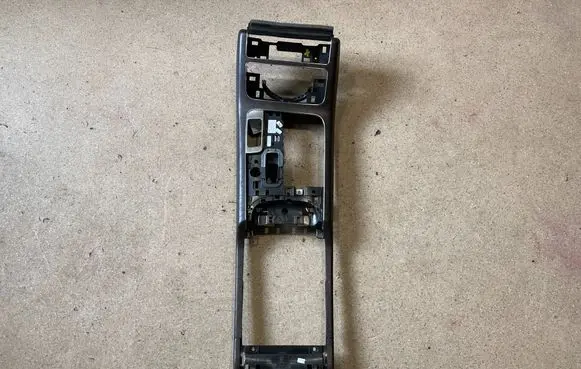 Audi A8 S8 D4 4H Center console 