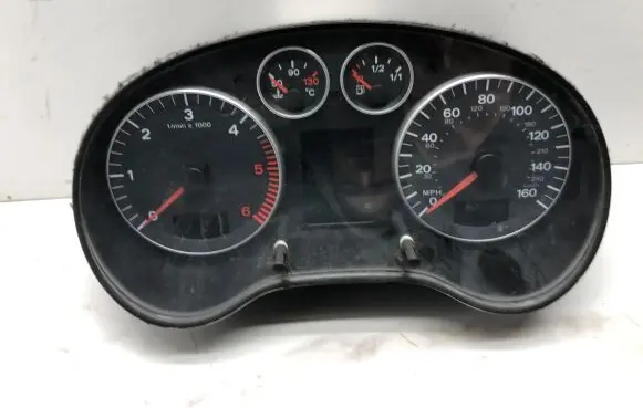 Audi A3 S3 8P Speedometer (instrument cluster) 8P0920980H