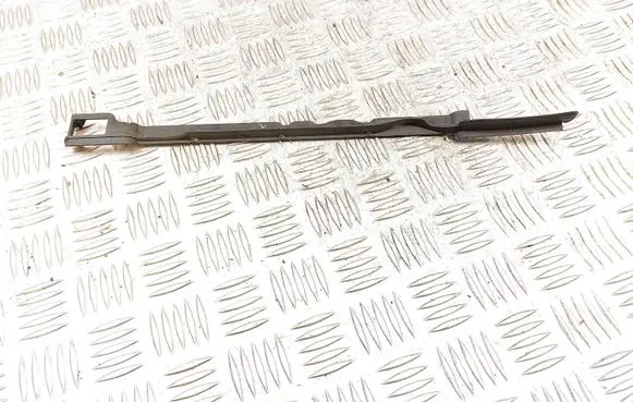 Audi A3 S3 8V Radiator trim 8V0121332