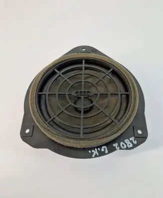 Audi A1 High frequency speaker in the rear doors 8X0035411B