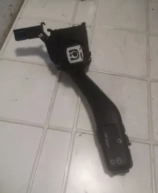 Volkswagen Golf Plus Wiper control stalk 1K0953519A
