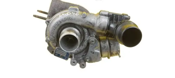 Opel Vivaro Turbo H821067824 R9M408