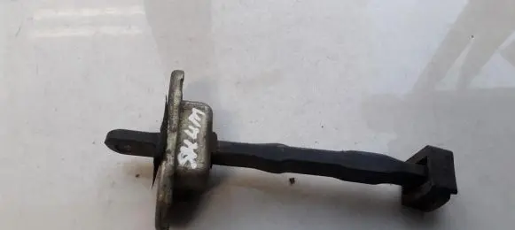 KIA Shuma Rear door check strap stopper