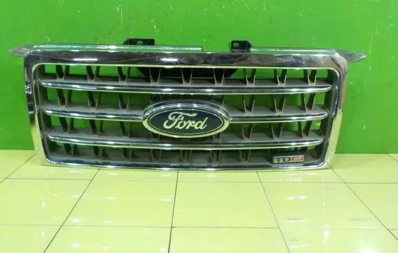 Ford Ranger Front bumper upper radiator grill PRZOD