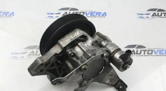 BMW 5 E60 E61 Power steering pump 7697974 6760955