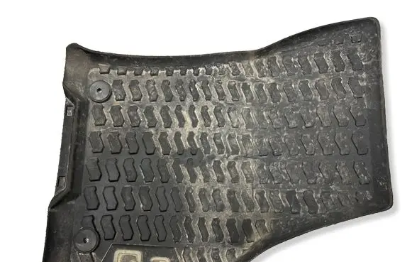 Audi Q2 - Front floor mat 81B061501