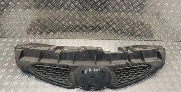 Toyota Aygo AB10 Front bumper upper radiator grill 531110H010