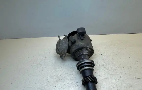 Audi 80 90 B2 Spark distributor 055905206 0237020037 Z415