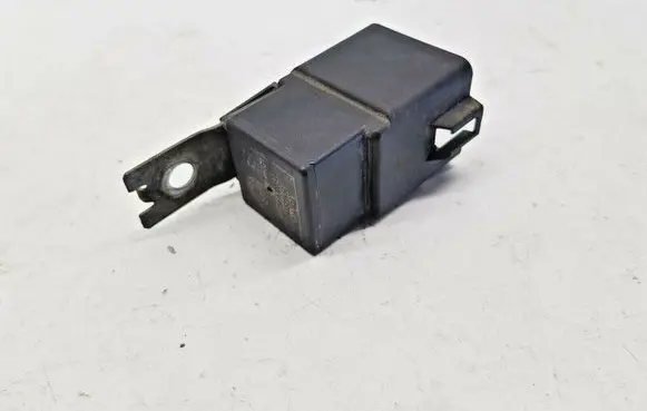 Opel Combo D Coolant fan relay 46520438 nr8498