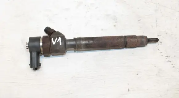 Volvo XC90 Fuel injector 30750283 0445110251