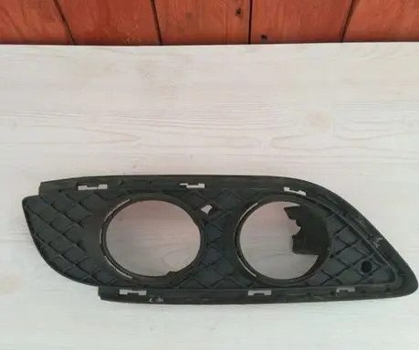Mercedes-Benz B W245 Front bumper lower grill A2468850422
