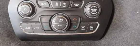 Jeep Cherokee Climate control unit 68285942AB