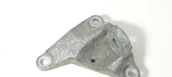 Audi A8 S8 D3 4E Gearbox mounting bracket 4E0399113AA