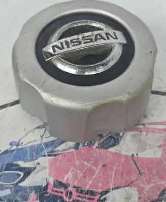 Nissan Navara D22 Original wheel cap 40342VK400