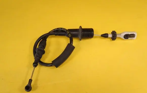 Mercedes-Benz CLK A208 C208 Throttle cable 2083000430