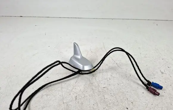 Audi Q7 4L Aerial GPS antenna 4L0035503L