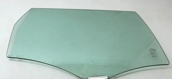 Volvo V70 Rear door window glass E543R00043