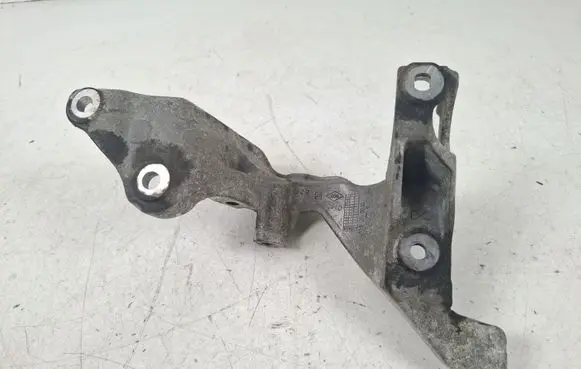 Renault Trafic III (X82) EGR valve cooler bracket 147174072R