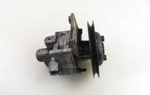 Audi 80 90 S2 B4 Power steering pump 7681955186 050145155A