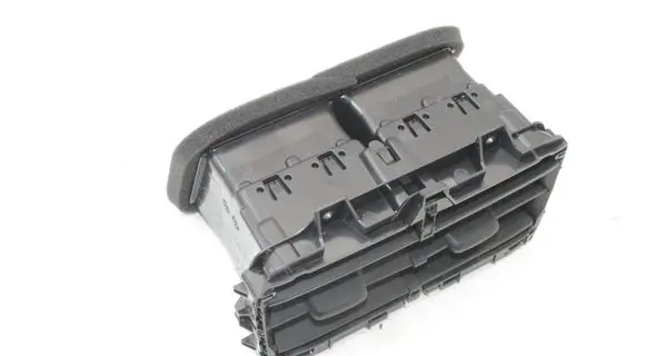 Tesla Model Y Other center console (tunnel) element 113737300A