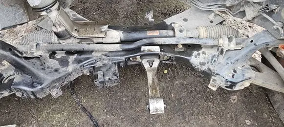 KIA Sportage Front subframe 624012Y630