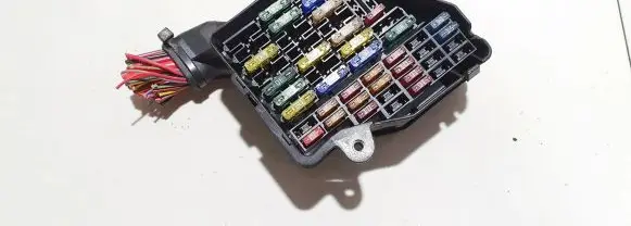 Audi A4 S4 B7 8E 8H Fuse box set 4216336
