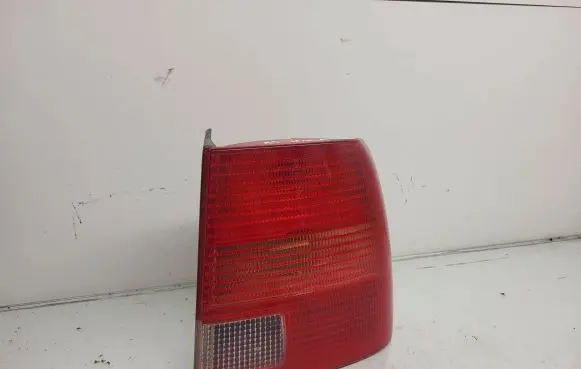 Volkswagen PASSAT B5 Rear/tail lights 3B5945096F