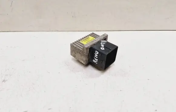 Renault Espace - Grand espace IV Glow plug pre-heat relay 8200859243 FGPR812