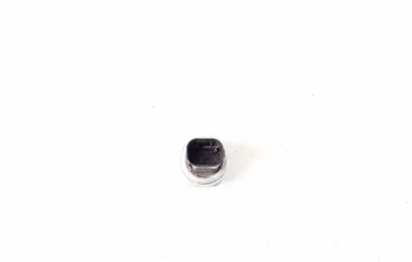 Mercedes-Benz B W246 W242 Air conditioning (A/C) pressure sensor A2110000283