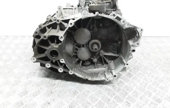 Volvo C30 Manual 6 speed gearbox 9482352