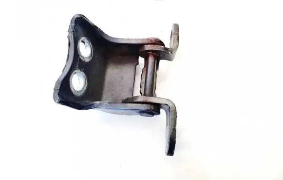 Honda CR-V Rear door lower hinge