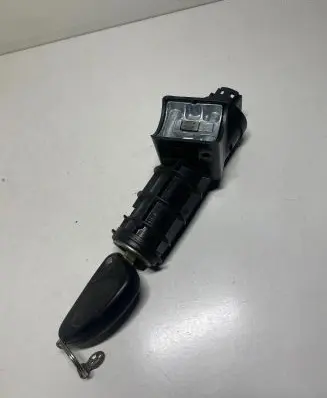 Alfa Romeo 156 Ignition lock 05521B365