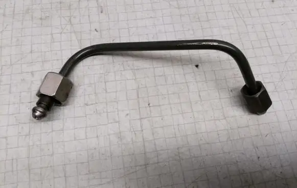 Opel Zafira B Fuel injector supply line/pipe 