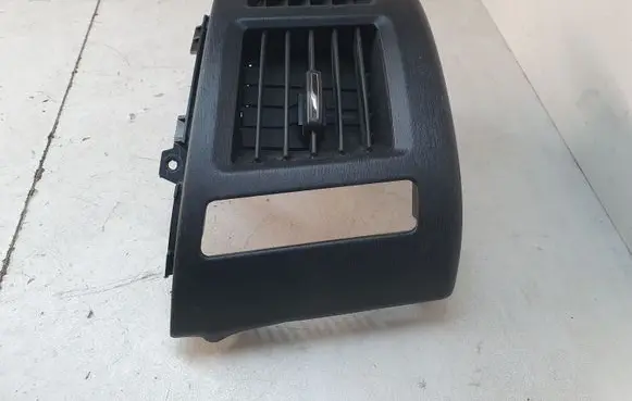 Toyota Prius+ (ZVW40) Dashboard side air vent grill/cover trim 5506147050 5568647080 5566047062