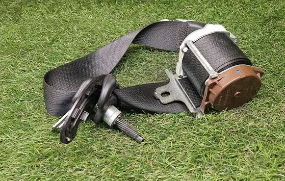Nissan Pathfinder R52 Rear seatbelt 898459PB0B