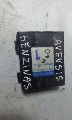 Toyota Avensis T220 Other control units/modules 8865005050