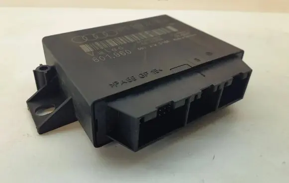 Audi A3 S3 8P Parking PDC control unit/module 8P0919283D 0709503463